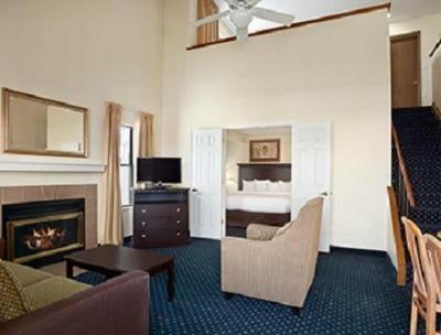 Hawthorn Extended Stay By Wyndham Fort Wayne Rom bilde